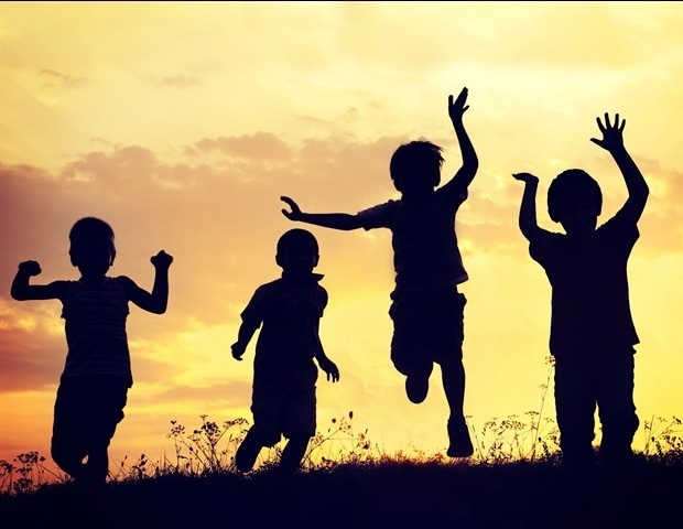 Early contact with PET dogs protects genetically susceptible children from eczema